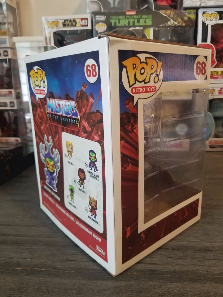 Funko PoP Masters of the Universe Skeletor on Throne Exclusive Funko