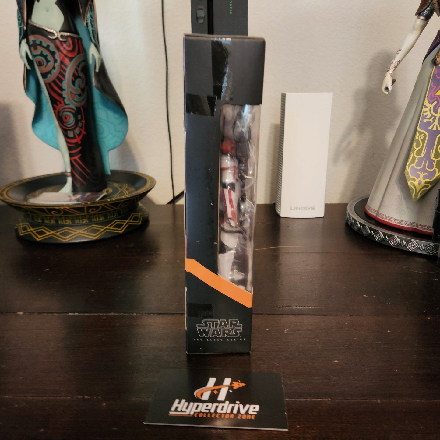 Star Wars: The Black Series The Mandalorian Incinerator Trooper 6-Inch Action Figure Hasbro
