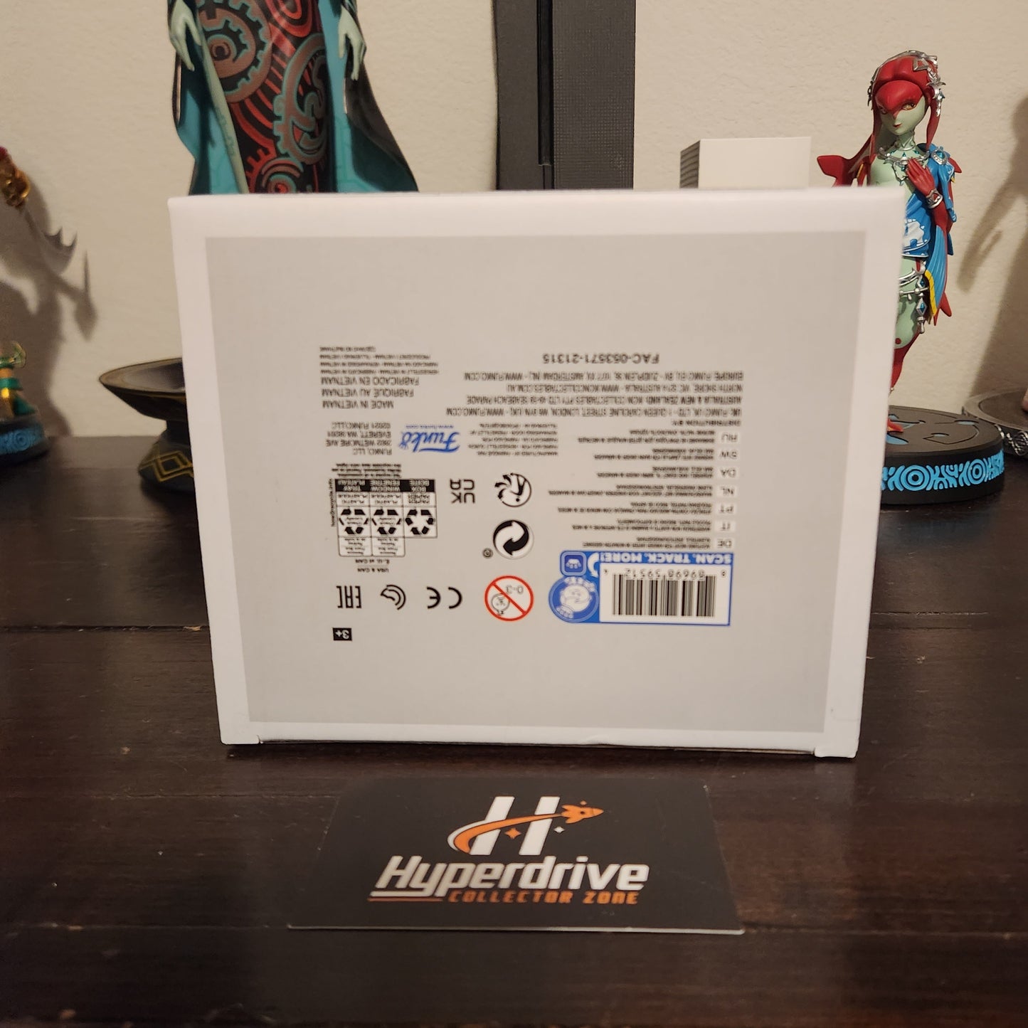 Disney Captain Hook at the Peter Pan's Flight Attraction Funko PoP Vinyl Figure #109 Funko