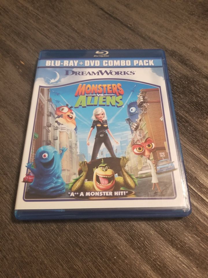 Monsters vs Aliens Blu-ray DVD Hyperdrive Collector Zone