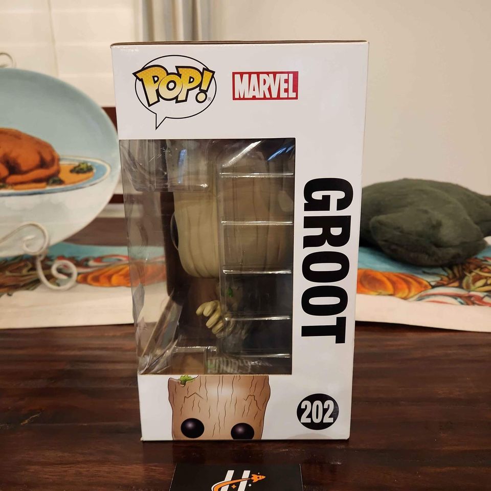 Funko PoP 10" Marvel Groot - Hyperdrive Collector Zone