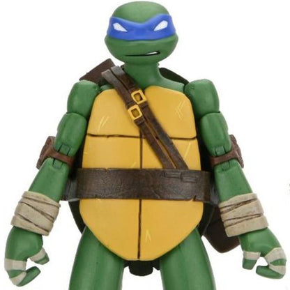 Teenage Mutant Ninja Turtles (2012 Cartoon) Ultimate Leonardo 7-Inch Scale Action Figure NECA