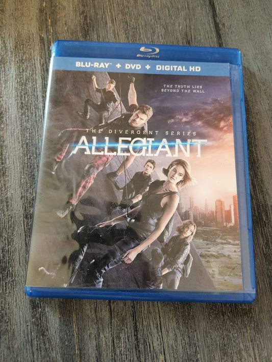 The Diverent Series: Allegiant Blu-ray Hyperdrive Collector Zone