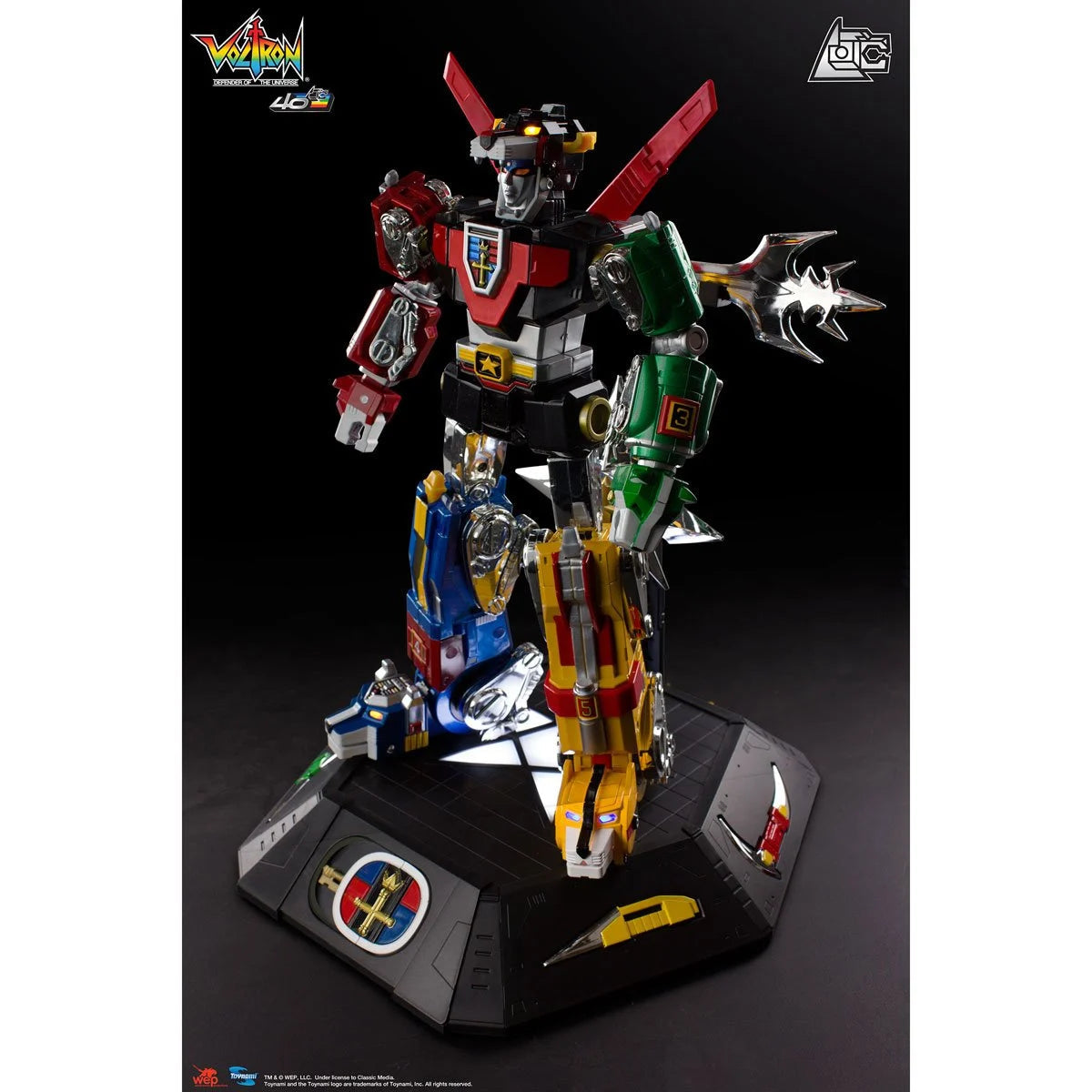 Voltron 40th Anniversary Gift Set with Light-Up Sound Base Toynami