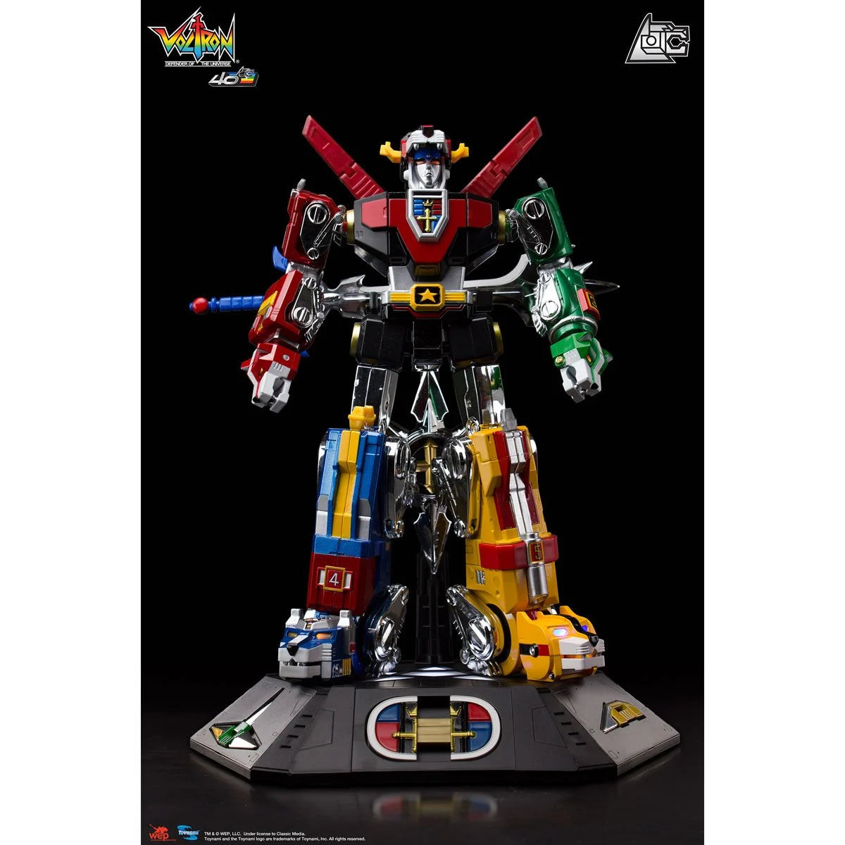 Voltron 40th Anniversary Gift Set with Light-Up Sound Base Toynami