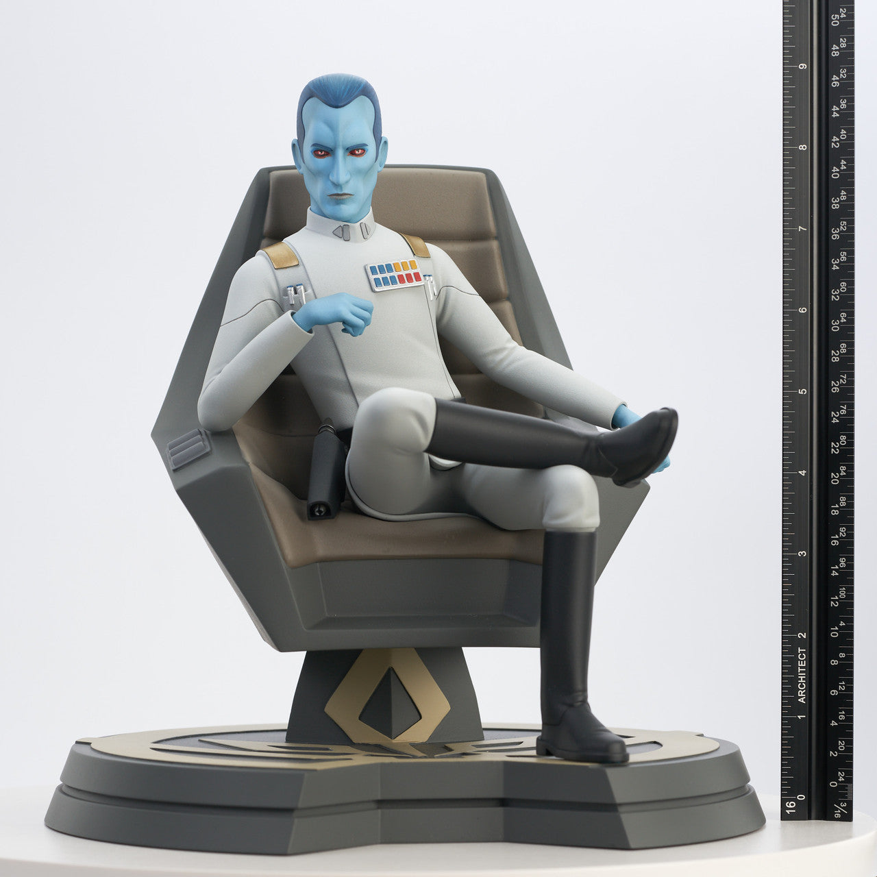 Star Wars Rebels Thrawn on Throne Premier Collection 1:7 Scale Statue ~ Pre-Order Gentle Giant