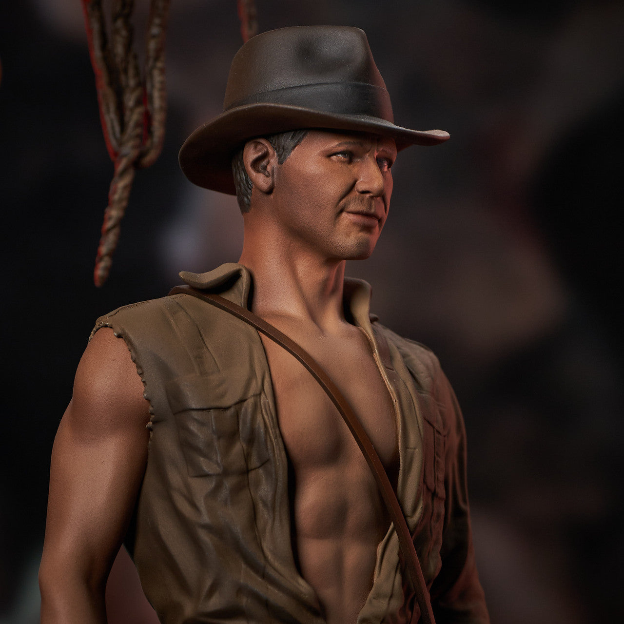 Indiana Jones and the Temple of Doom™ - Indiana Jones™ Premier Collection Statue - Hyperdrive Collector Zone