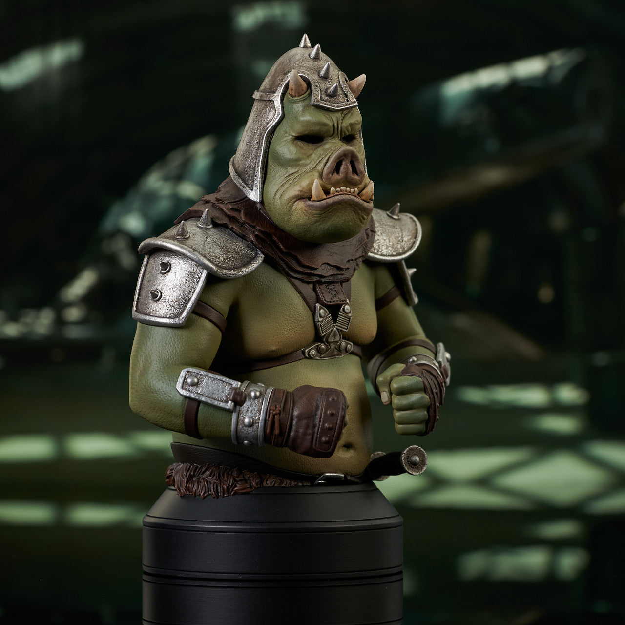 Star Wars: The Book of Boba Fett Gamorrean Body Guard 1:6 Scale Mini-Bust Gentle Giant