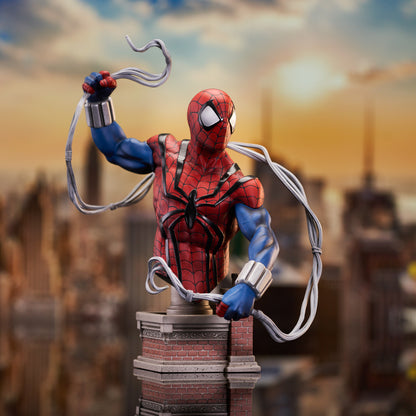 Marvel Comics Spider-Man Ben Reilly 1:7 Scale Mini-Bust - Hyperdrive Collector Zone