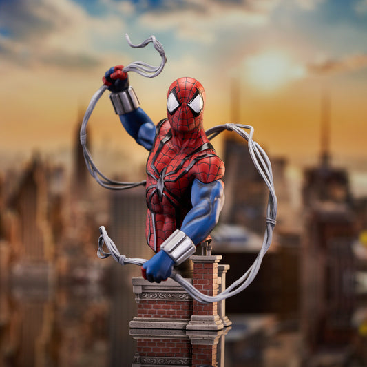 Marvel Comics Spider-Man Ben Reilly 1:7 Scale Mini-Bust - Hyperdrive Collector Zone
