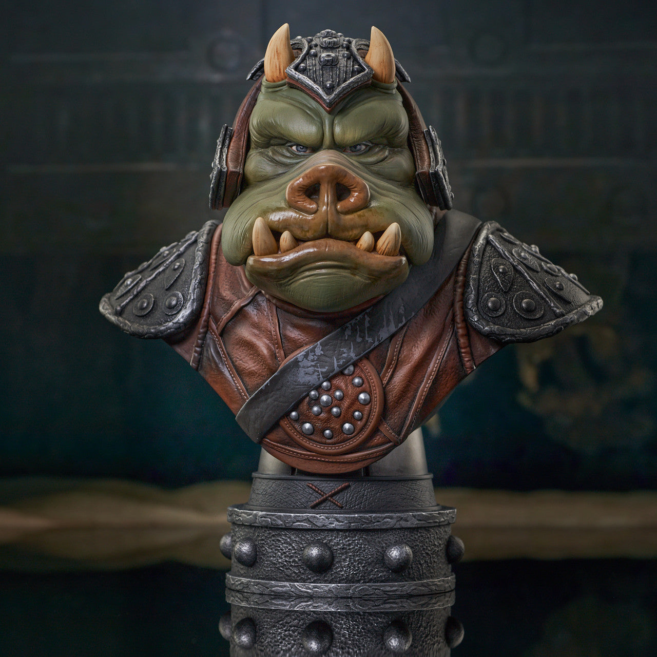 Star Wars Legends in 3D Gamorrean Guard 1:2 Scale Bust Gentle Giant