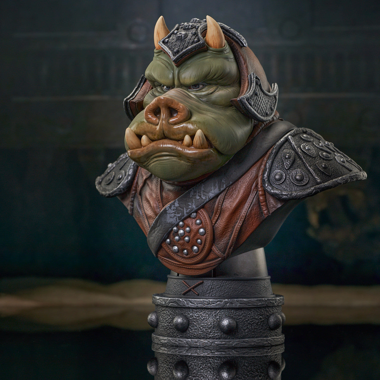 Star Wars Legends in 3D Gamorrean Guard 1:2 Scale Bust Gentle Giant